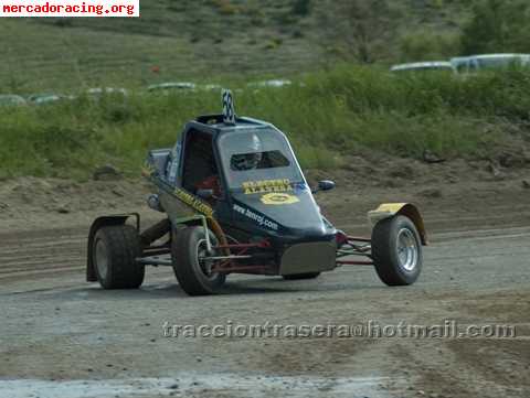 Car cross tenroj de oscar yrazu, listo para competir.