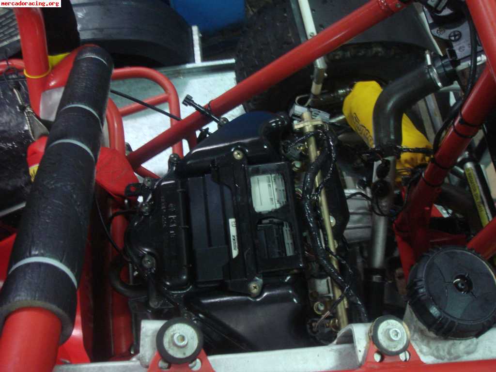 Se vende kartcross semog honda 600 2007