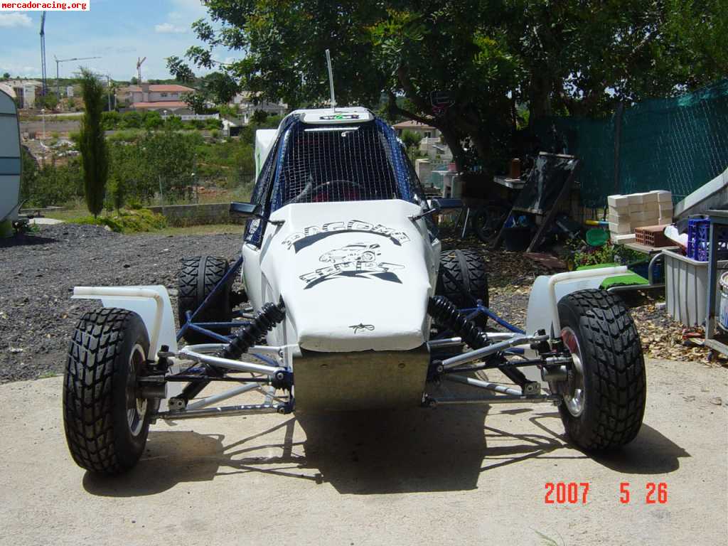 Se vende car cross silver car