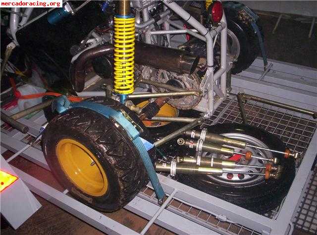 Se vende demon car de competicion,se aceptario quads como pa