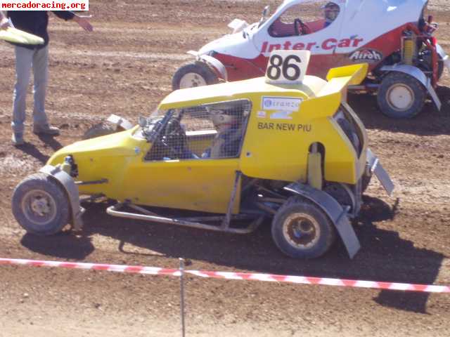 Vendo o cambio kart cross marca semog año 2010 motor kawasak