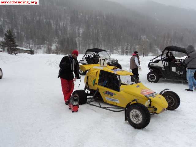 Vendo o cambio kart cross marca semog año 2010 motor kawasak