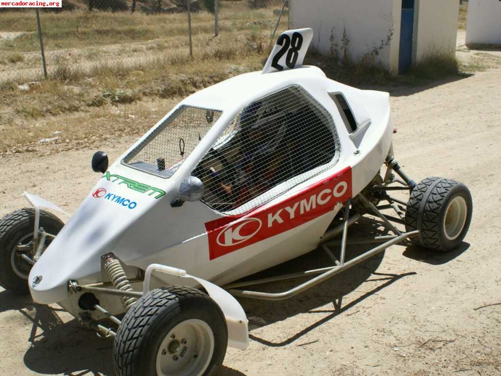 Se vende kartcross speedcar xtrem 4 carreras 8000€