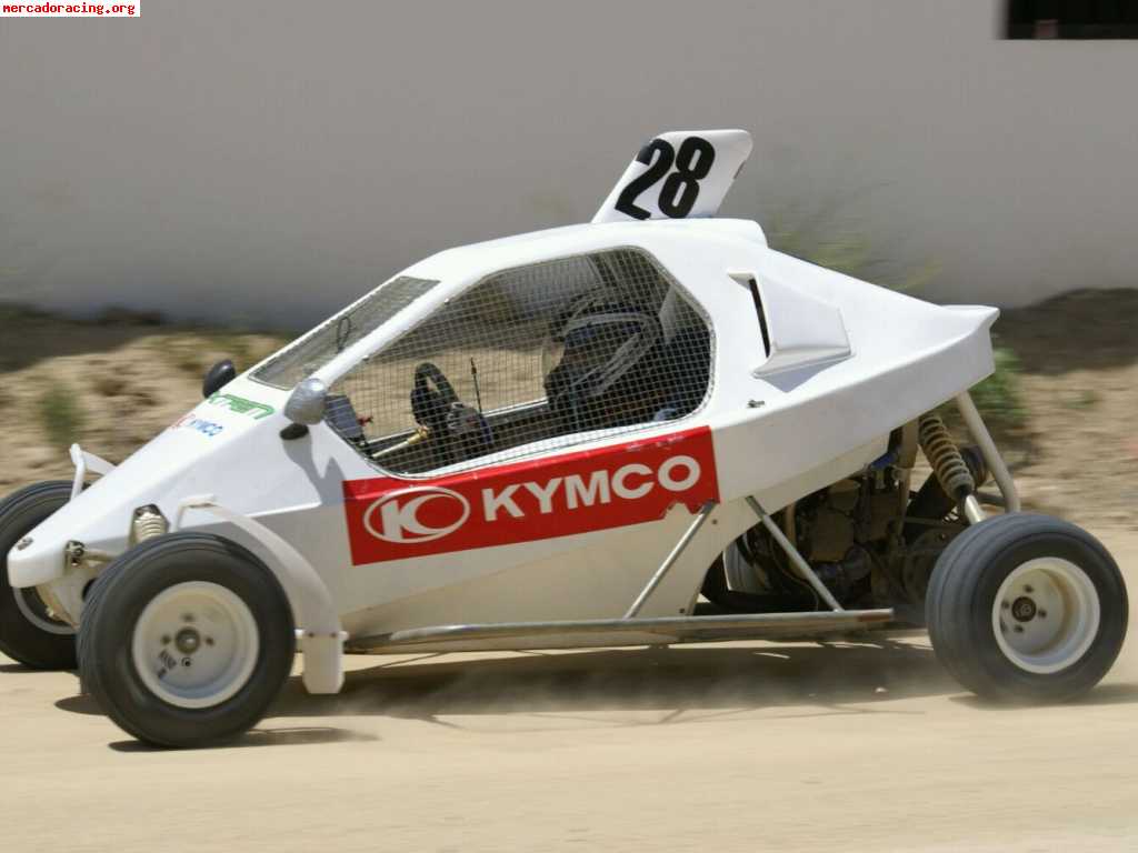 Se vende kartcross speedcar xtrem 4 carreras 8000€