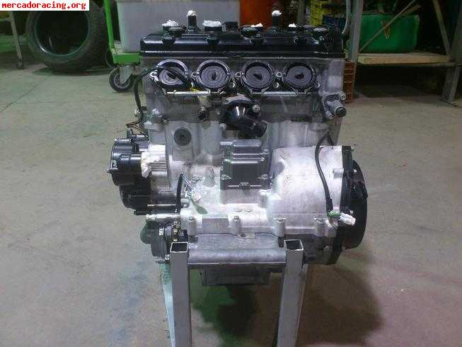 Motor suzuki gsxr 600 k6 k7  1300€