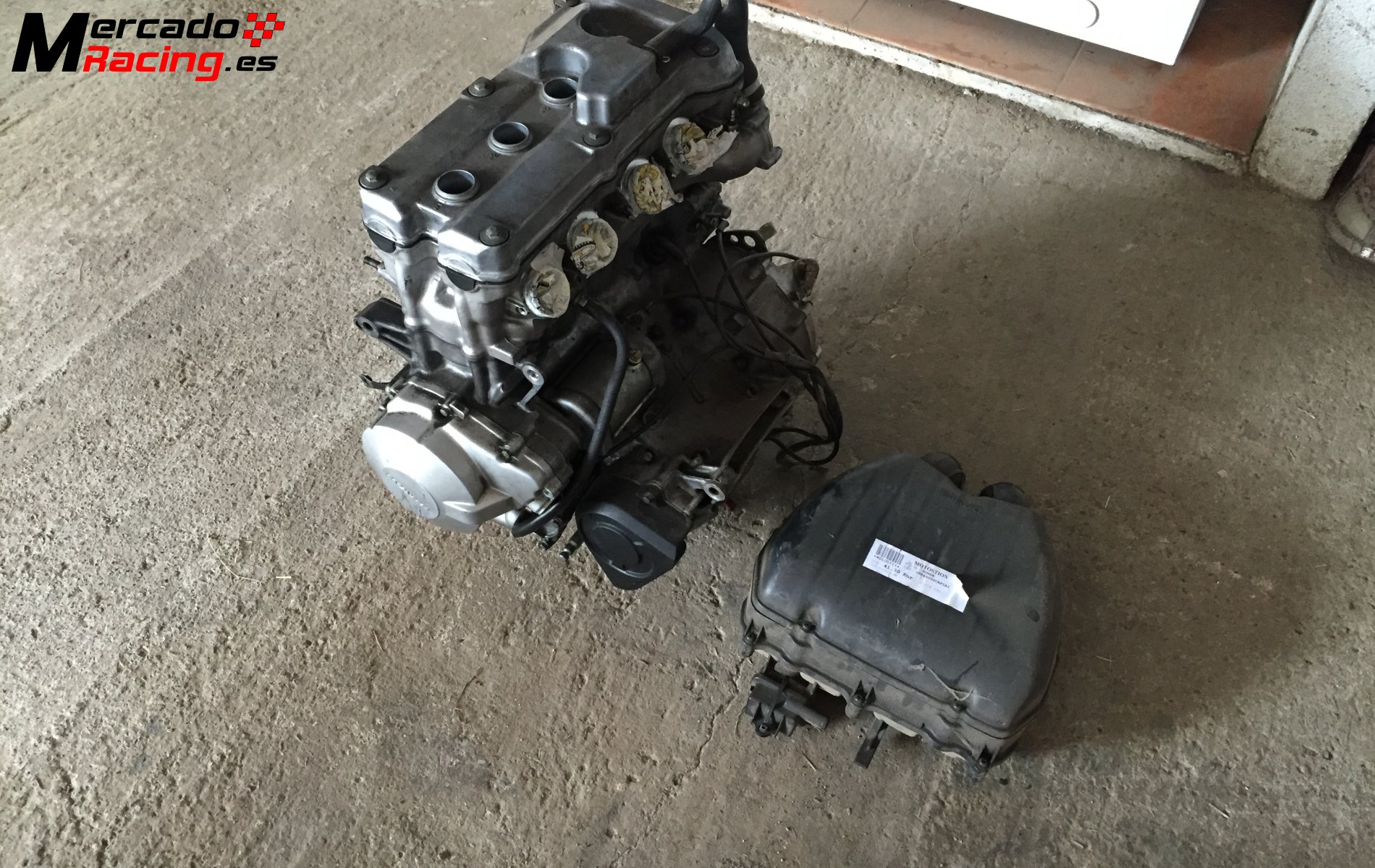 Motor honda cbr600-kawasaki zx6r750