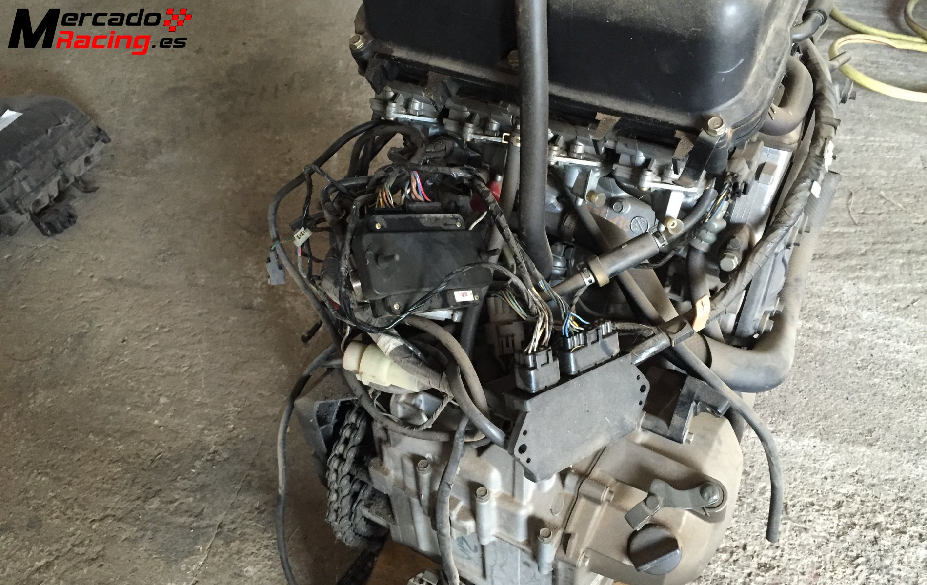 Motor honda cbr600-kawasaki zx6r750