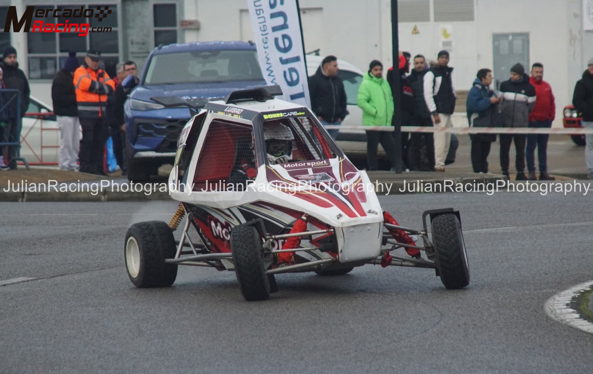 Se vende yacar fia 2024