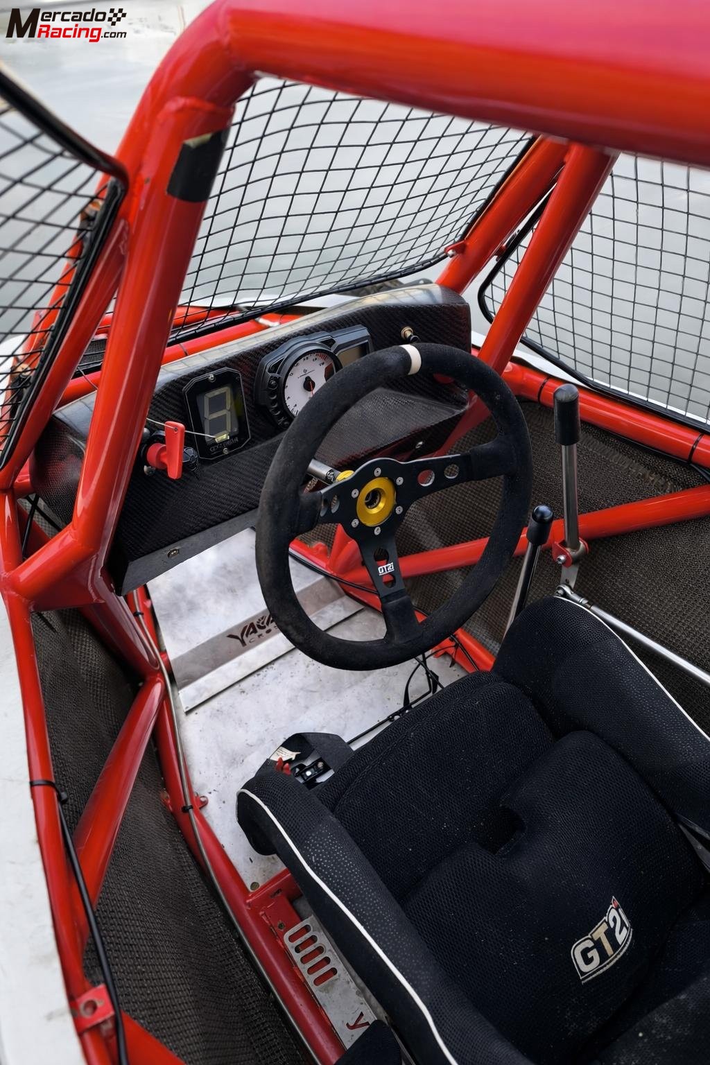 Motorsport ibérica vende