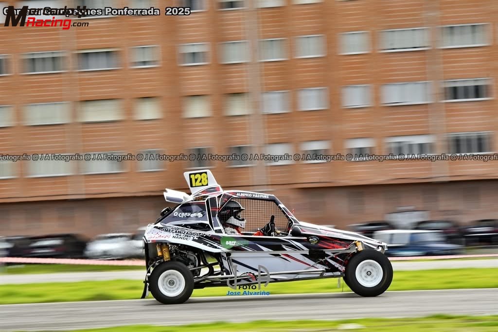 Se vende yacar 2025