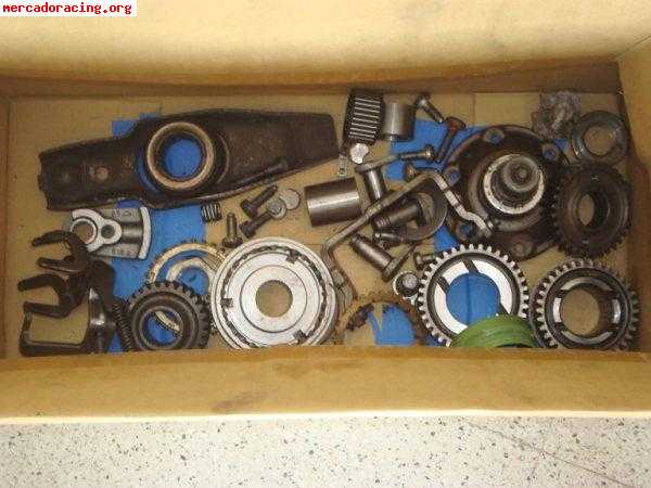 Vendo cajas de cambios de la copa ibiza 6vel. 