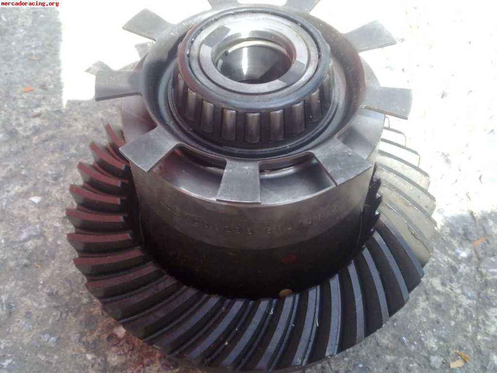 Se venden cajas e30 y autoblocante grande e36