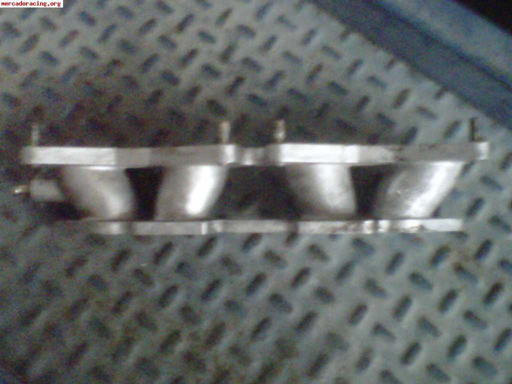 Vendo colectores de admision de 205 rallye