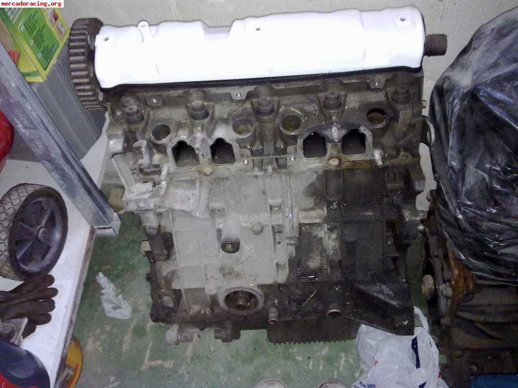 Motor 205 gti( averiado)