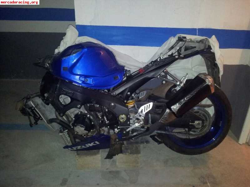 Siniestro suzuki gsxr 1000 k8 con 7000km