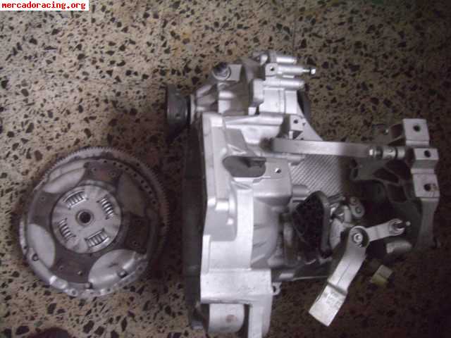 Vendo caja de cambios  5v 0 2a wv y seat y 02m 6v