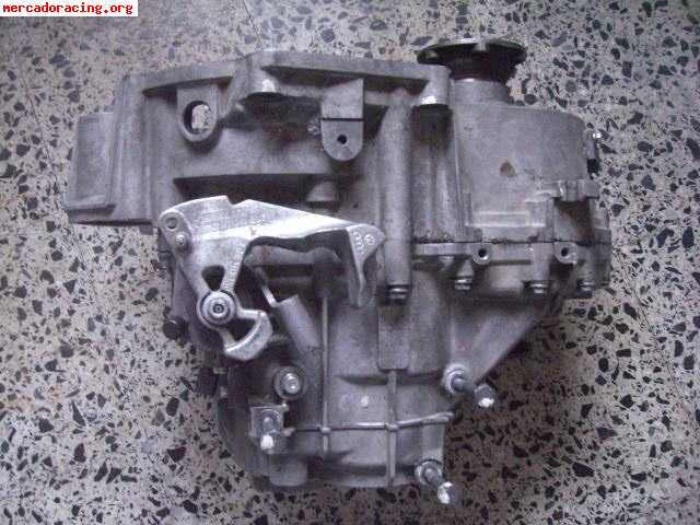 Vendo caja de cambios  5v 0 2a wv y seat y 02m 6v