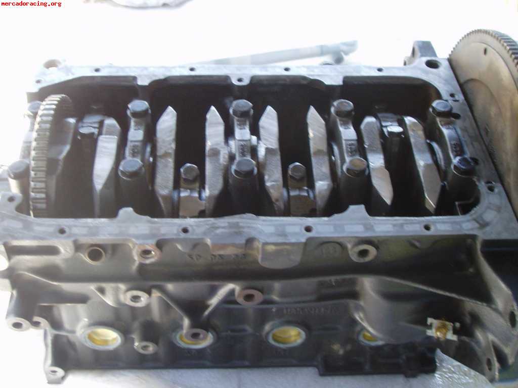 Vendo motor completo 1.8 16v gsi 