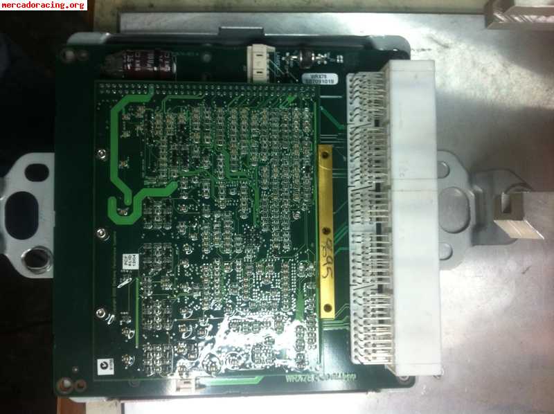 Vendo ecu motec m800 plug and play subaru impreza 01-05