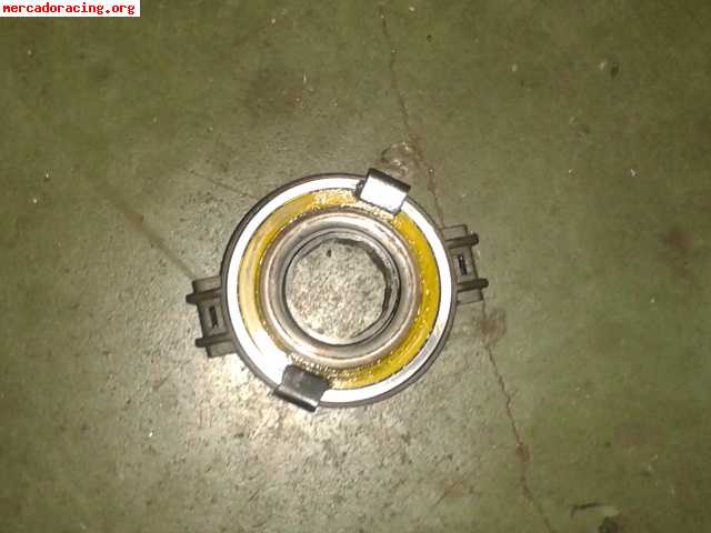 Se vende volante motor aligerado .embrague .maza. collarin