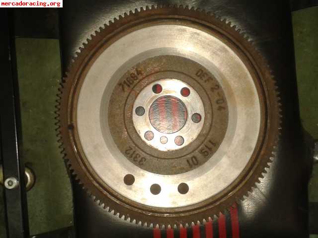 Se vende volante motor aligerado .embrague .maza. collarin