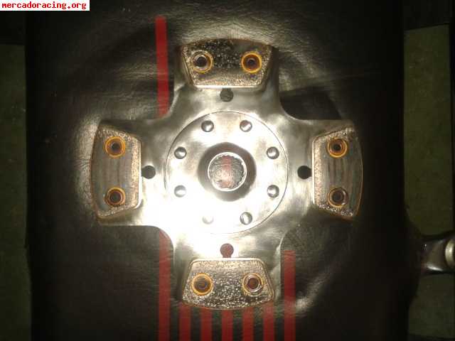 Se vende volante motor aligerado .embrague .maza. collarin t