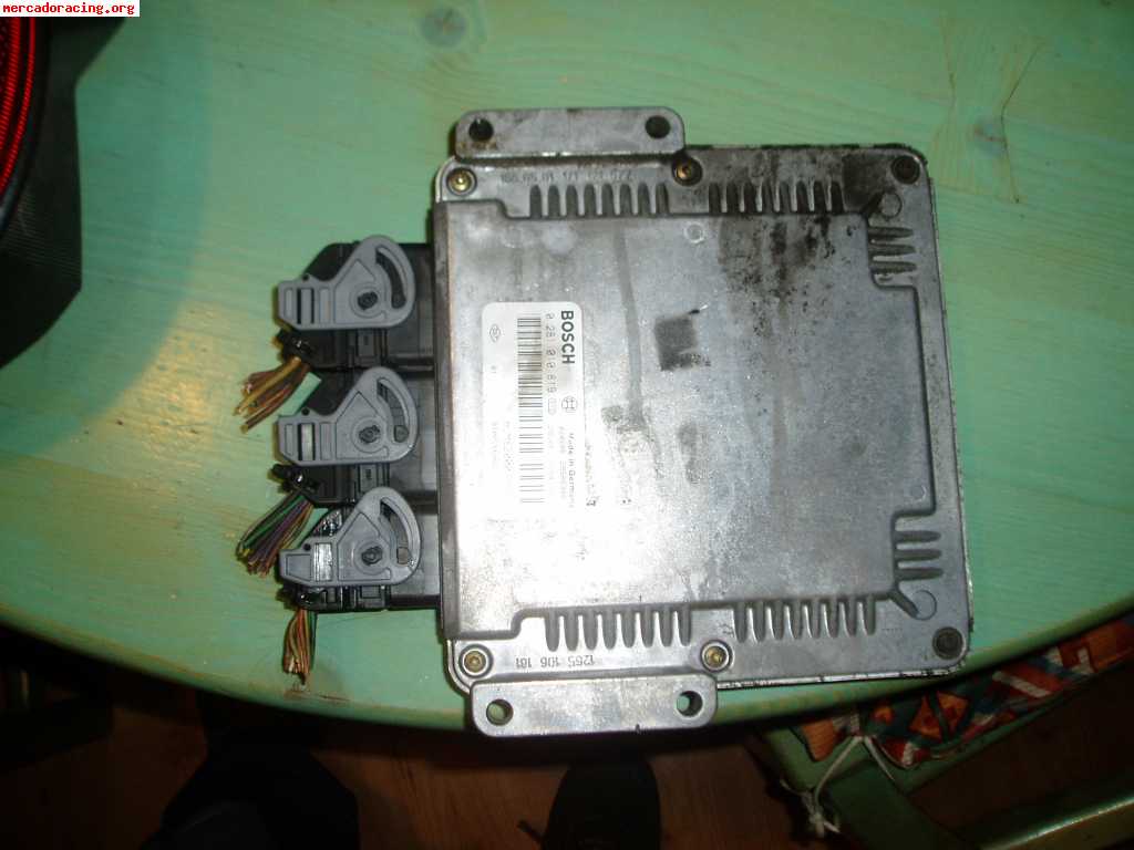 Centralita motor ecu bosch 0281010819