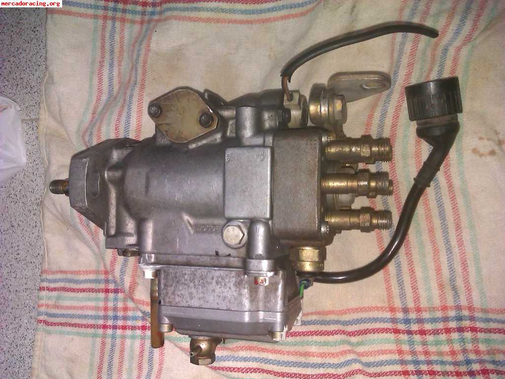 Bomba inyectora 324td