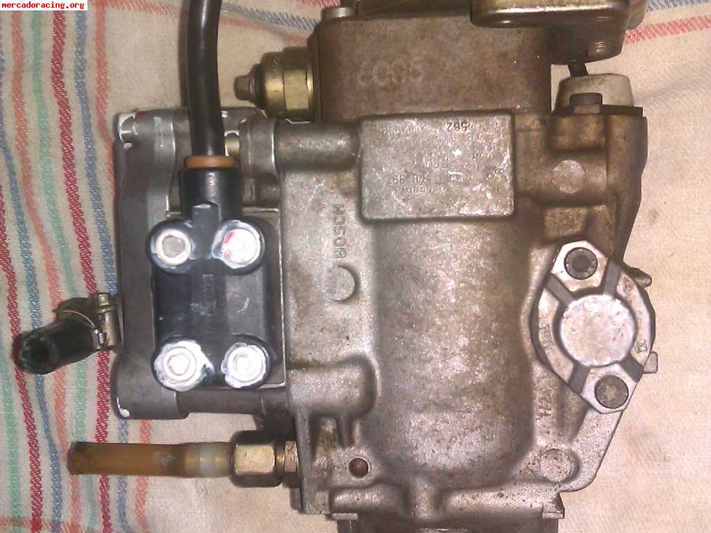 Bomba inyectora 324td