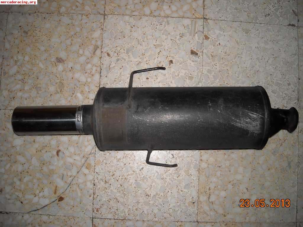 Vendo silencioso trasero omp homologado para saxo vts 16v