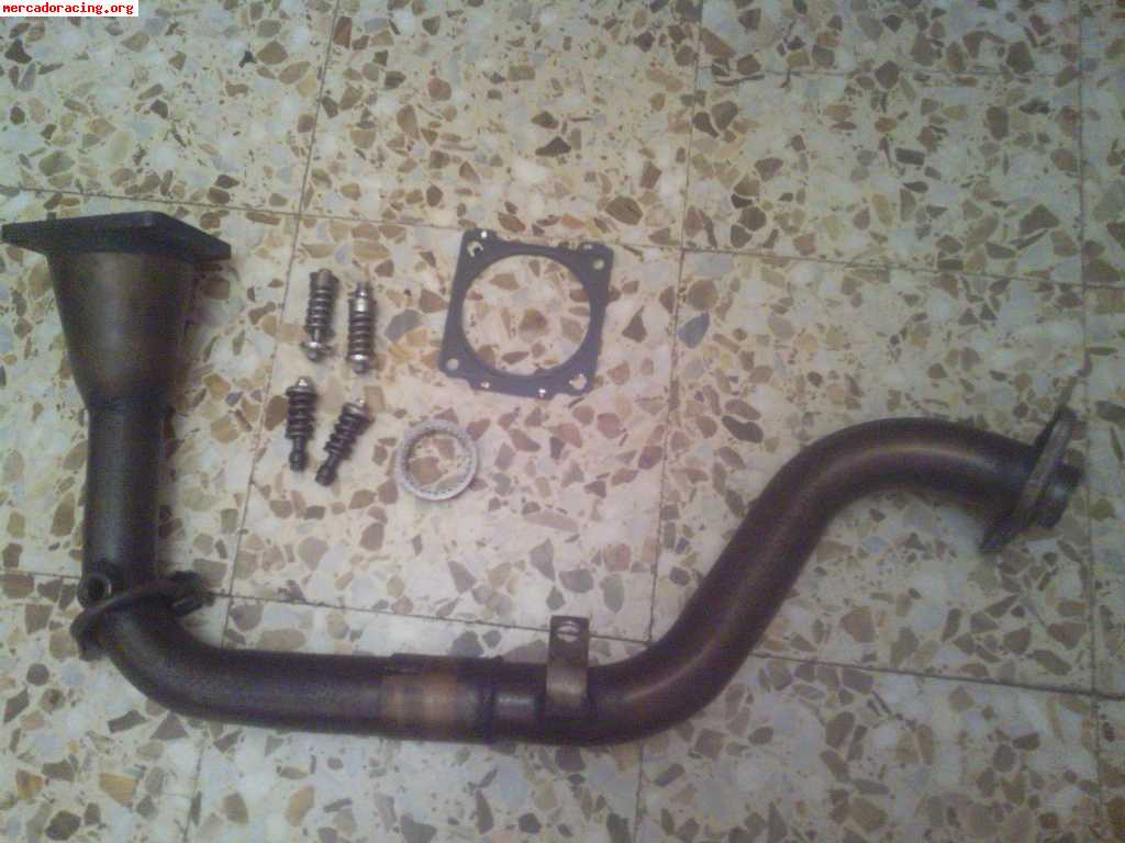 Supresor de escape de la marca rc racing y tramo intermedio 