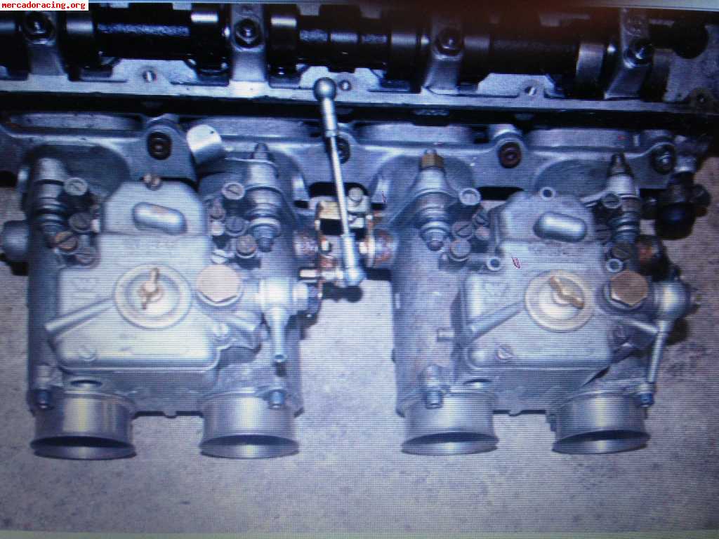 Culata cosworth y carburadores weber 50