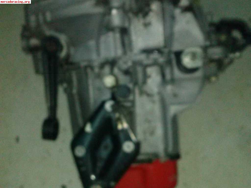 Se vende caja de cambios saxo 16v