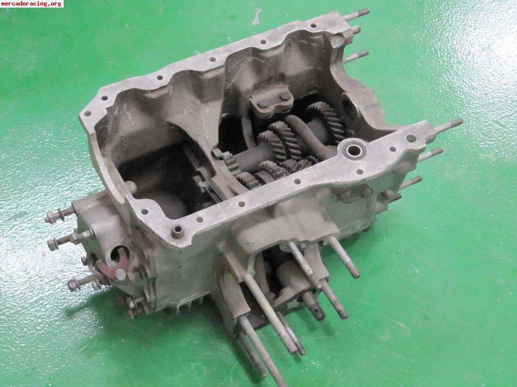 Se vende caja de cambios mini cooper 1300 año 1971 