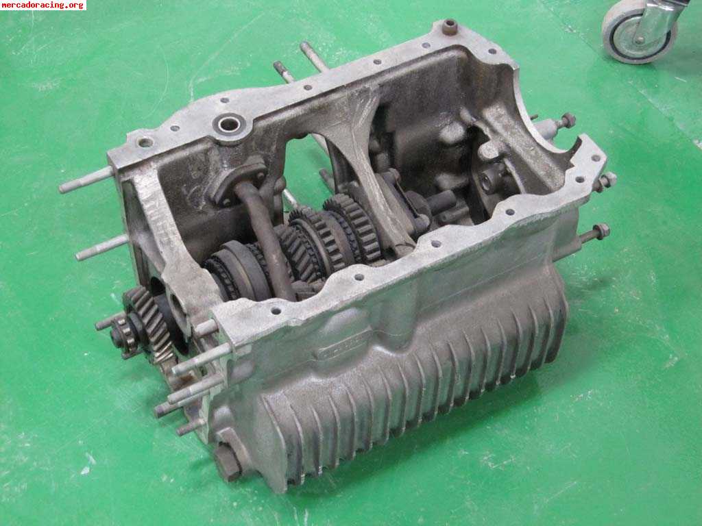 Se vende caja de cambios mini cooper 1300 año 1971 
