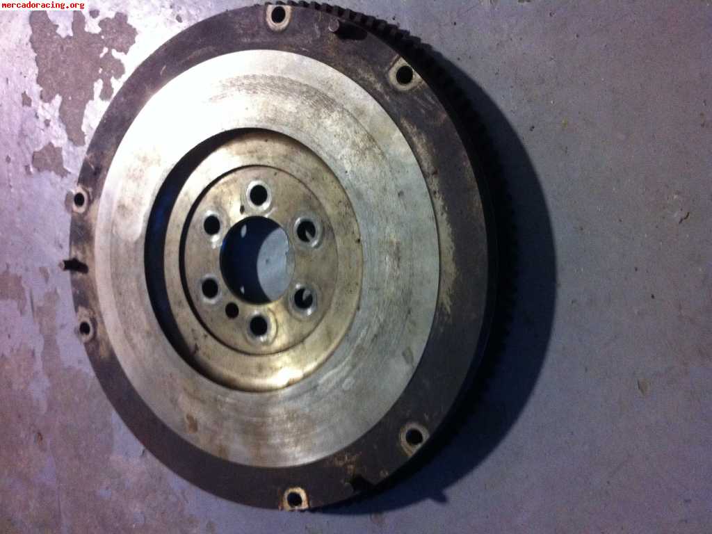 Volante de motor alijerado y contrapesado para cajas b de di