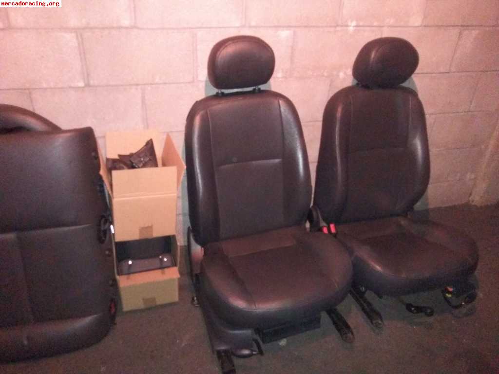 Tapiceria ford focus 3p cuero piel