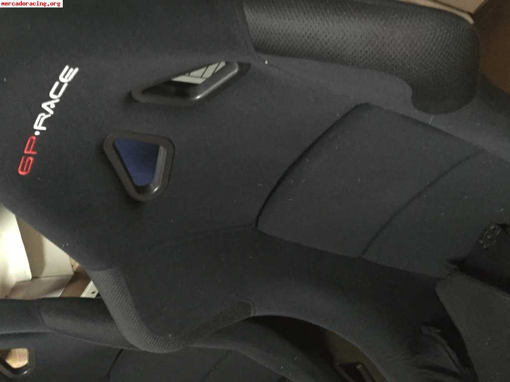 Vendo baquets nuevos gp race