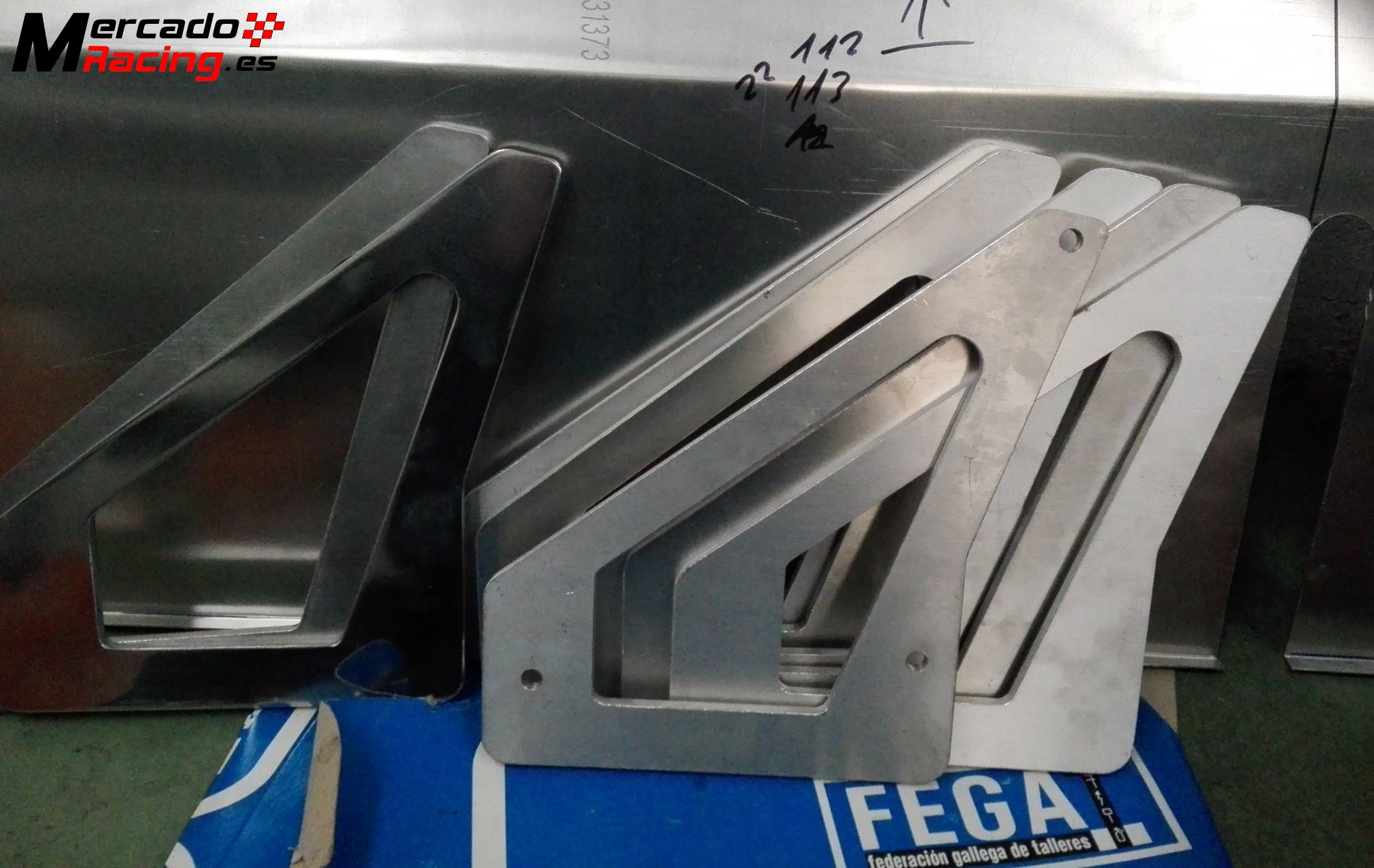 Soporte para cubrecarter  nuevo ford sierra cosworth