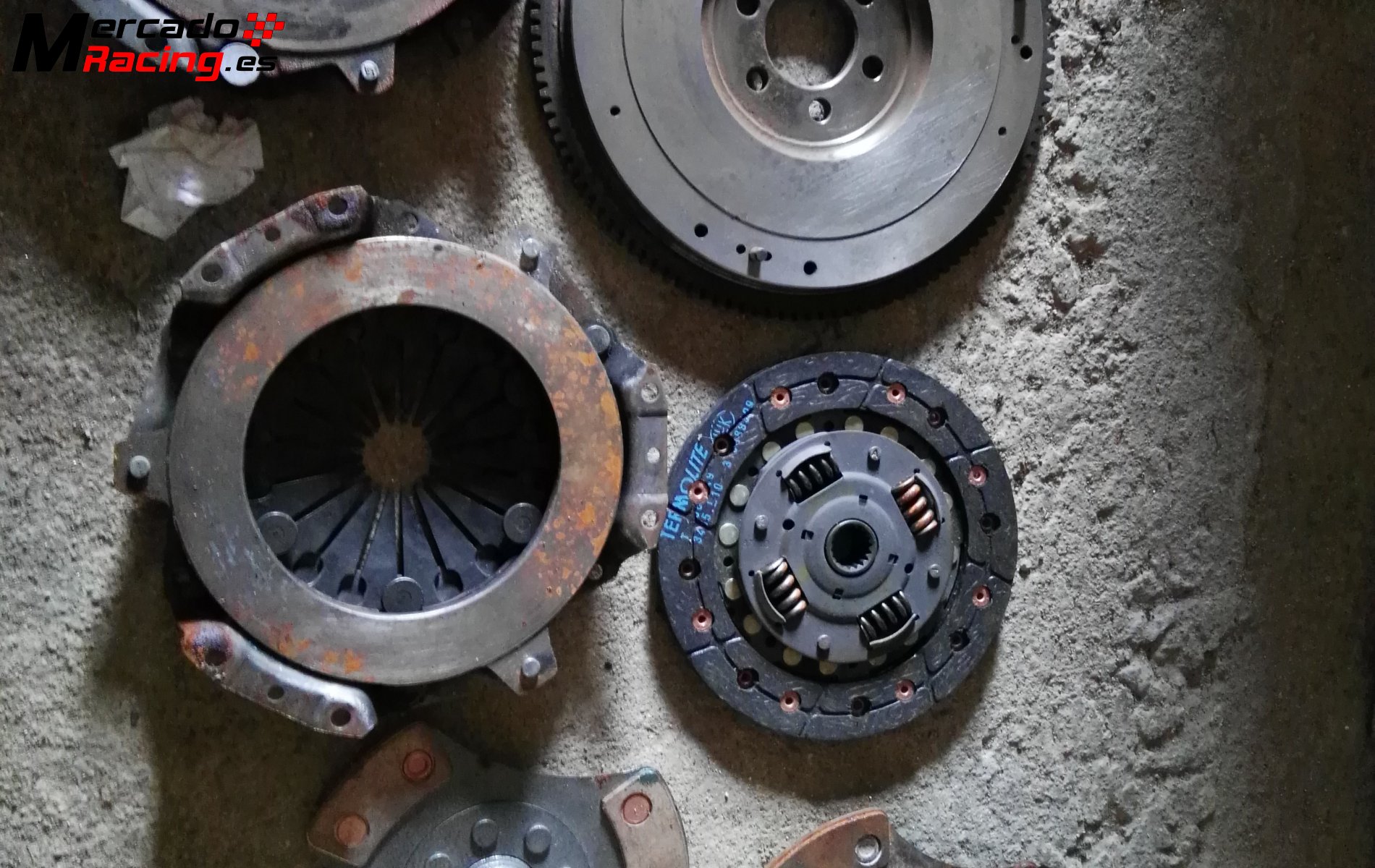 Volante y embrage 205 rallye