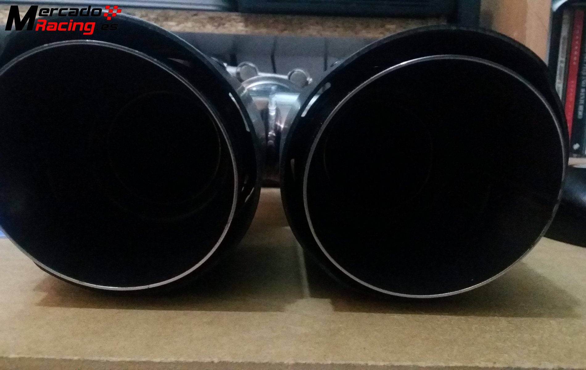 1 cola de escape doble akrapovic de 89 mm