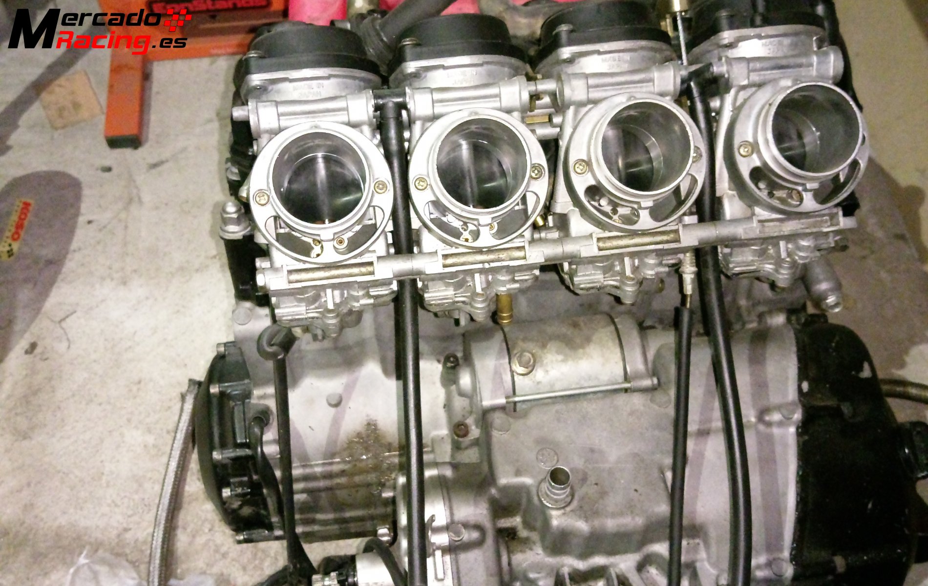 Motor yamaha  r1 carburador