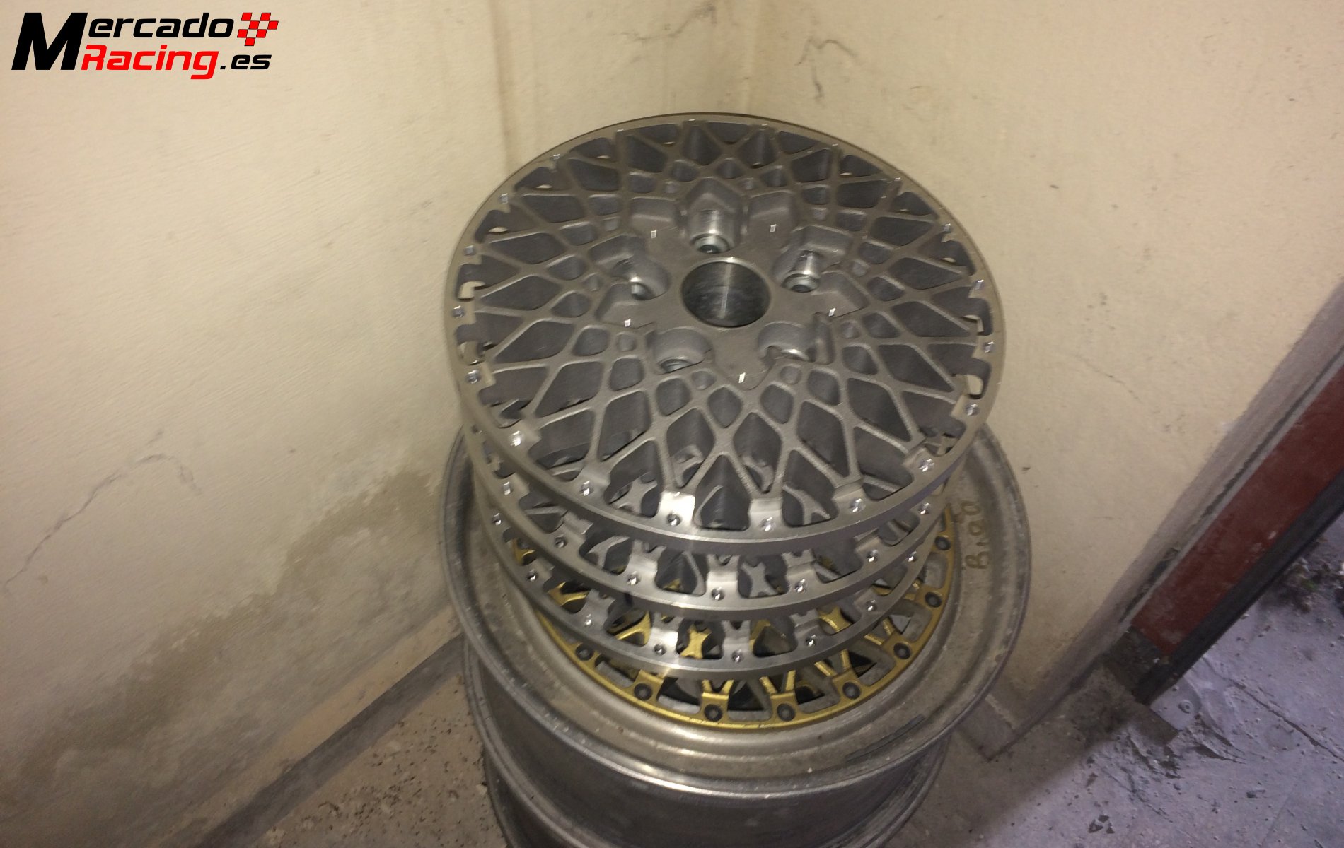 Venta de repuestos por e30 y bmw 320 supertouring e36 stw 95-96-97