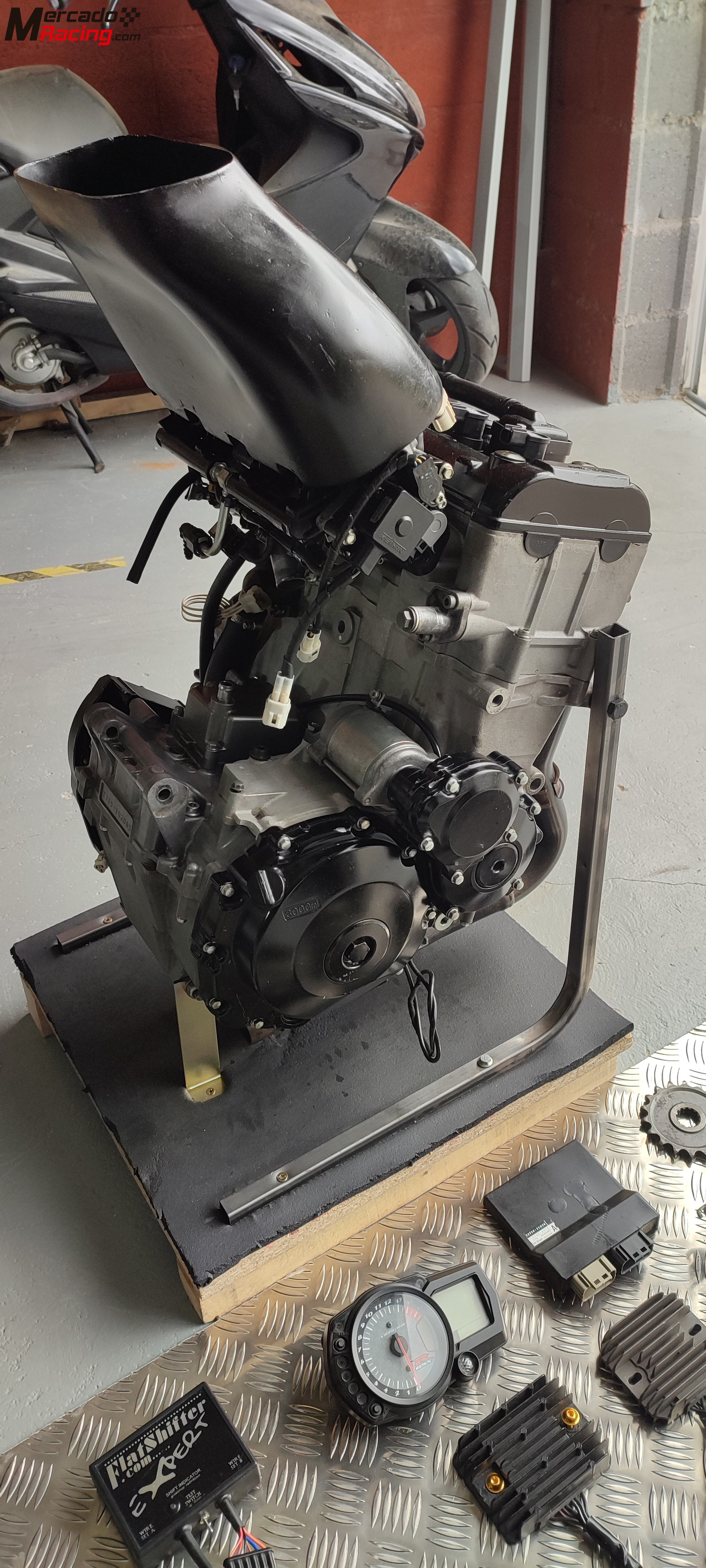 Vendo motor suzuki gsxr 1000 powertech
