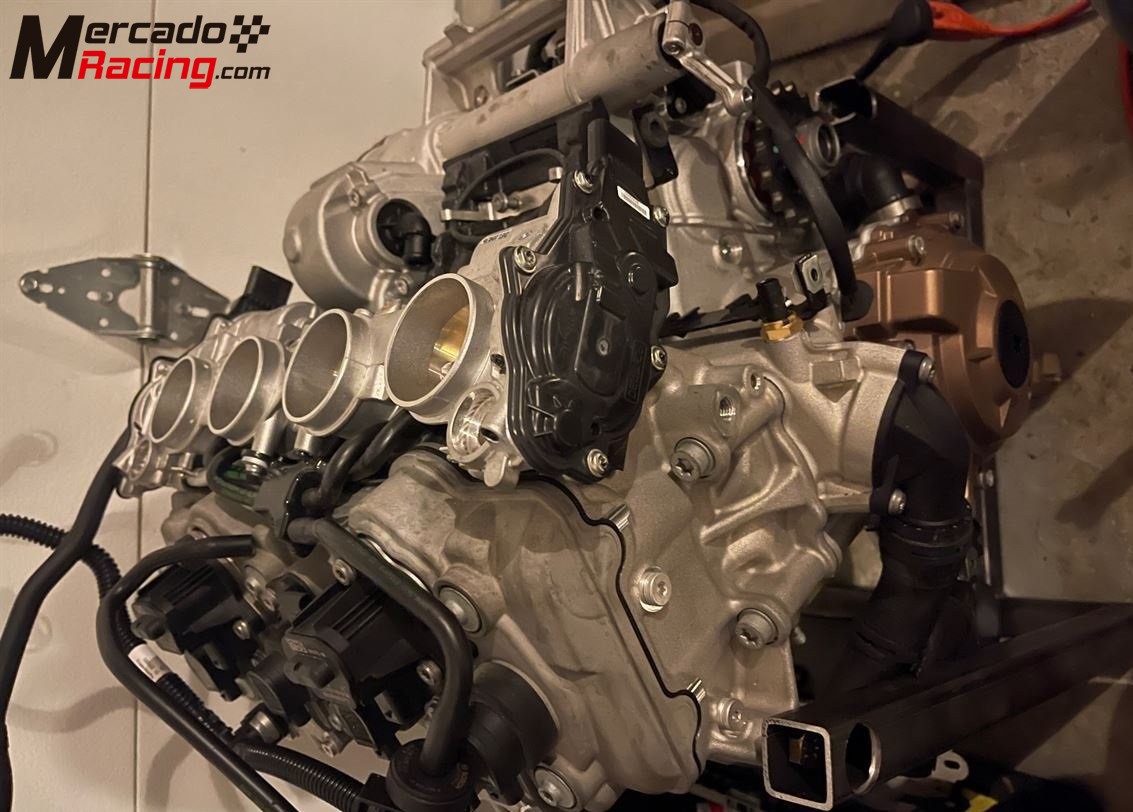 2020 bmw s1000rr engine