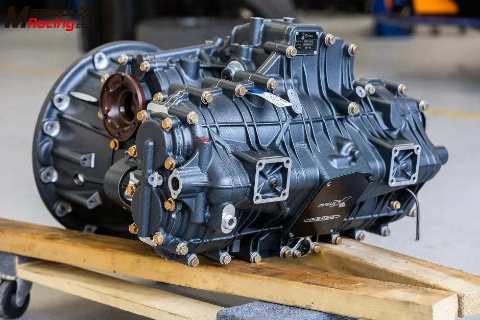 Xtrac 7-speed transaxle for pagani huayra