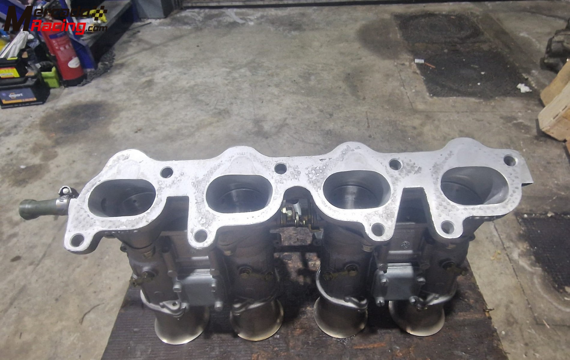 Vendo carburacion weber 45 mas colectotes trabajados 