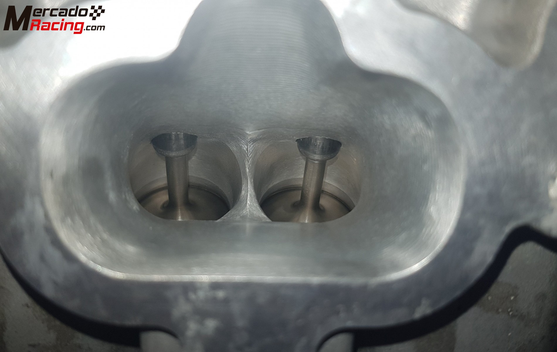 Motor cosworth mitsubishi evo 9