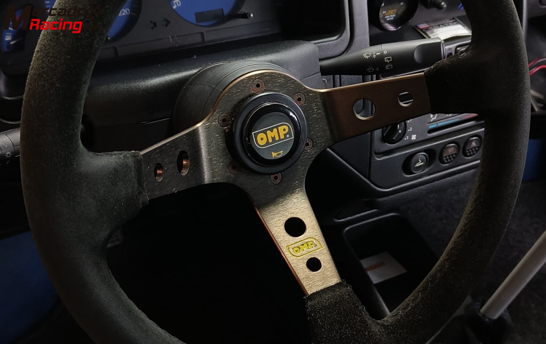 Volante omp racing con cubo y claxon para peugeot 106 / citroën saxo