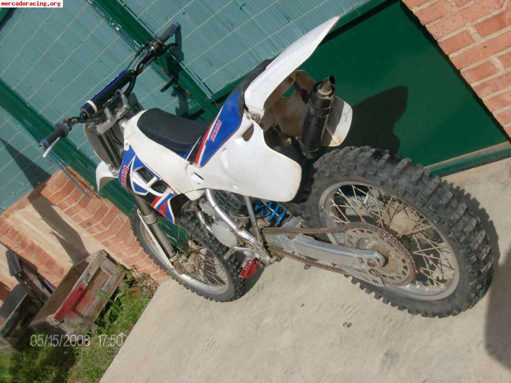 Yamaha yz 125 cc 1000€ (moto de campo) 